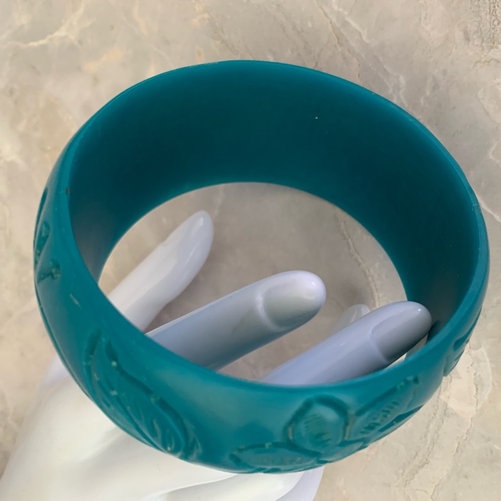 Vintage Teal Floral Acrylic Bangle Bracelet - Picture 5 of 5